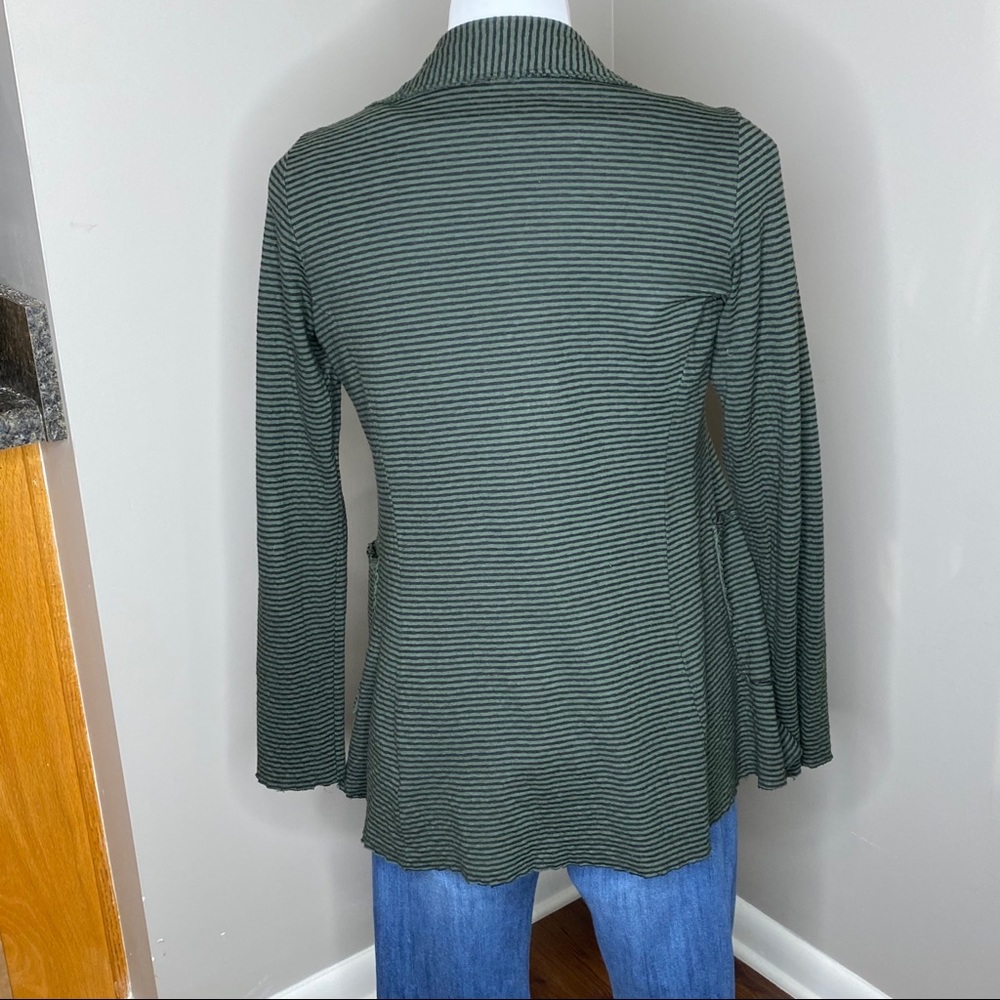 Jūde Green Stripe Ruffled Cardigan - Picture 6 of 9